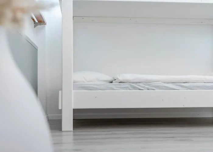 Otel Pischa Mountain *