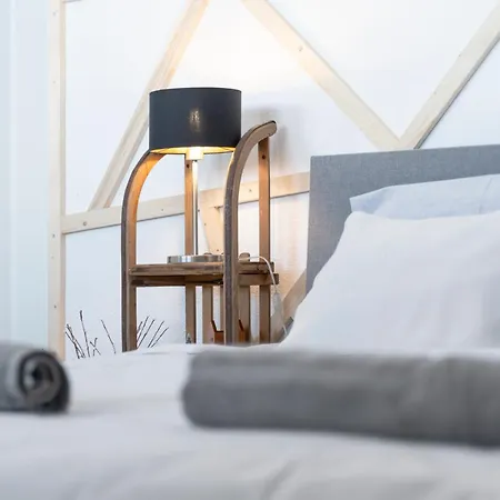 Pischa Mountain 酒店 *