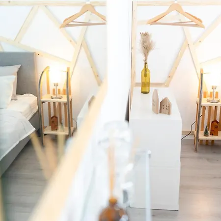 Pischa Mountain 酒店 *